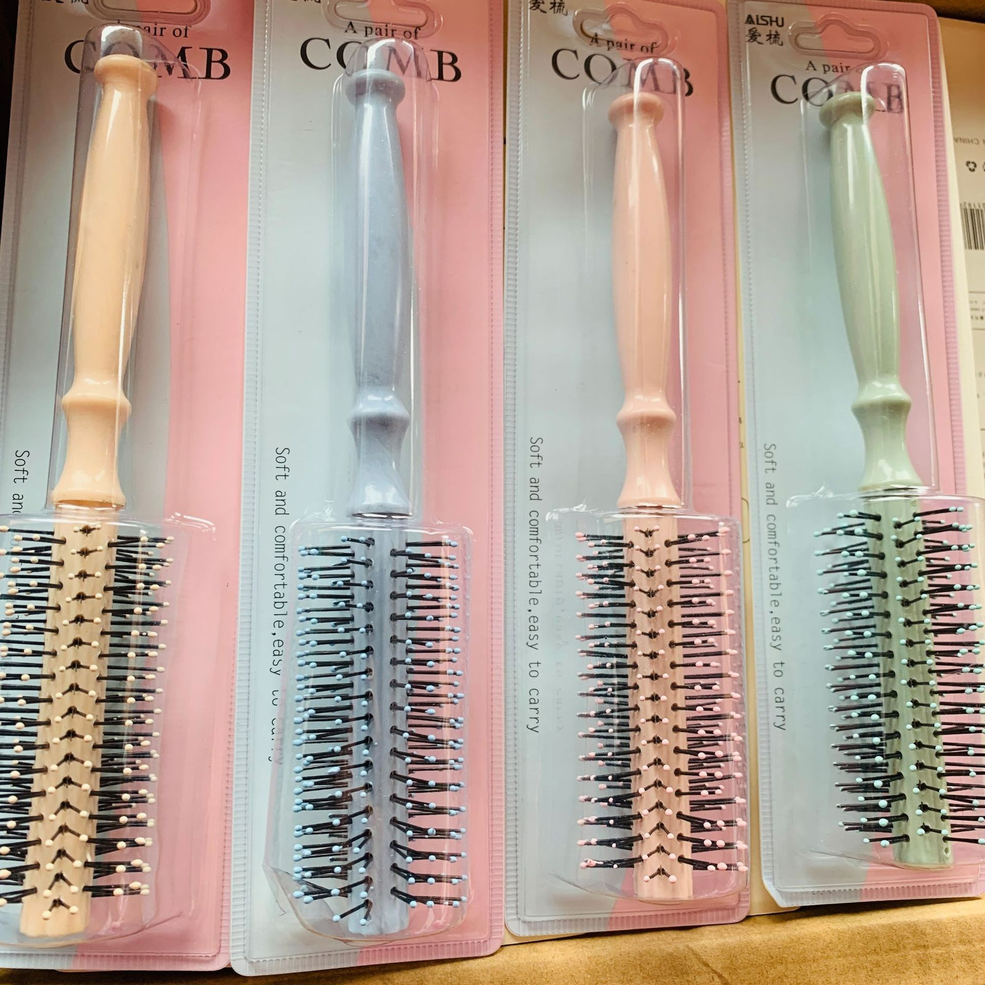 卷发梳子批發 新款烫发美发梳子批發卡通卷梳子旅行用品好看实惠